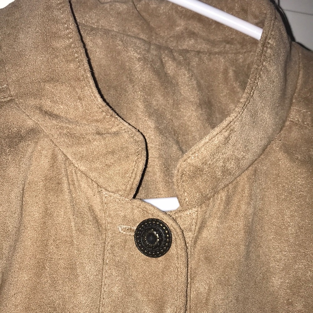 Button up jacket - Picture 3 of 4